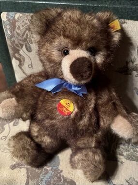 Vintage Steiff Molly Bear 13 Inch All Tags Original Ribbon Great Shape!!